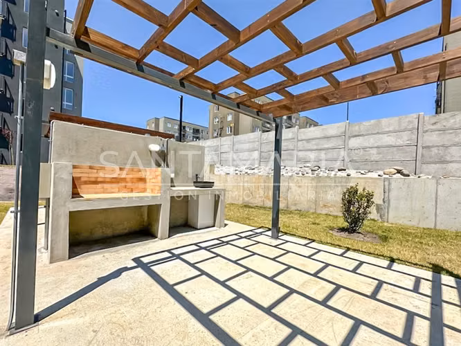Arriendo Dpto. de 3 dorm. con estac en Torreones, Concepción