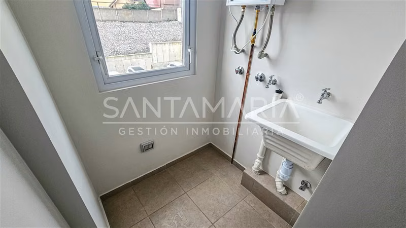 Arriendo Dpto. de 3 dorm. con estac en Torreones, Concepción