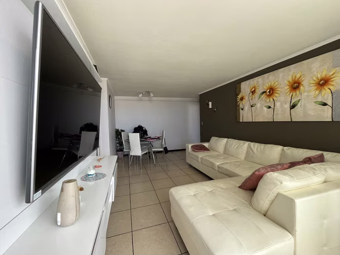 Vendo Departamento 3 Dormitorios 4.000UF