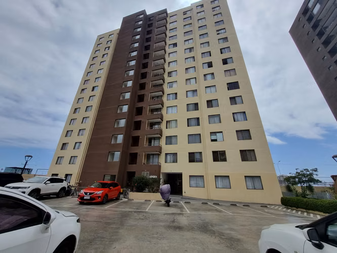 Vendo Departamento 3 Dormitorios 1 Baño, Lomas del Norte II valor 3.900UF Llamar 