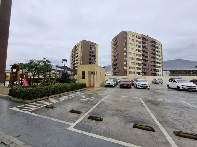 Vendo Departamento 3 Dormitorios 1 Baño, Lomas del Norte II valor 3.900UF Llamar 