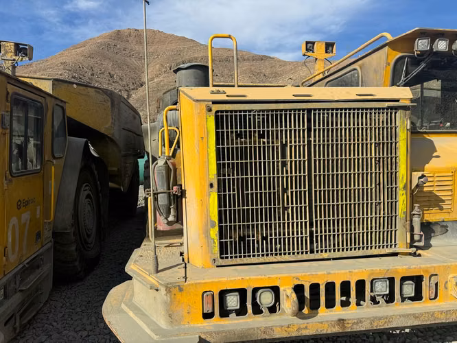 CAMION DE EXTRACCION OPERATIVO MARCA ATLAS COPCO MODELO MT6020 AÑO 2016