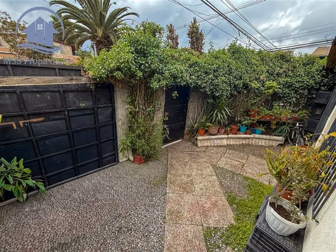 Casa en venta de 2D/1B en San Bernardo