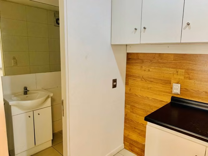 ARRIENDO OFICINA VALPARAISO 244 MT2 - Imagen 10