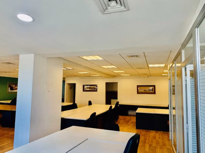 ARRIENDO OFICINA VALPARAISO 244 MT2 - Imagen 6
