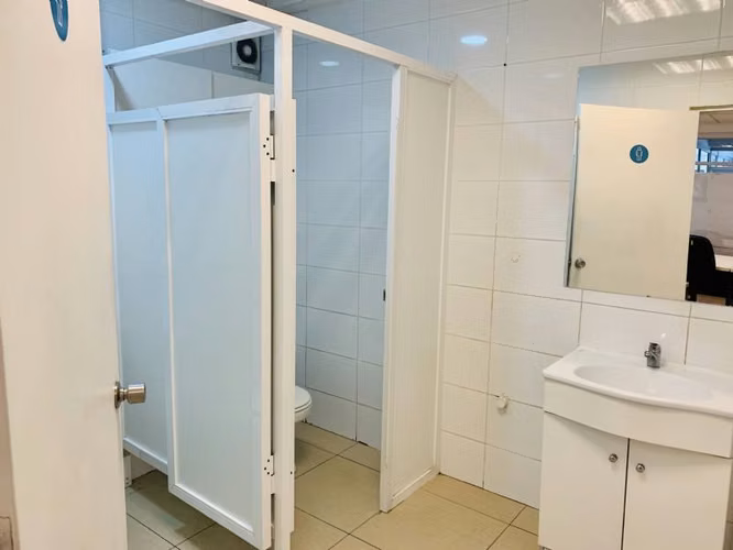 ARRIENDO OFICINA VALPARAISO 244 MT2 - Imagen 11