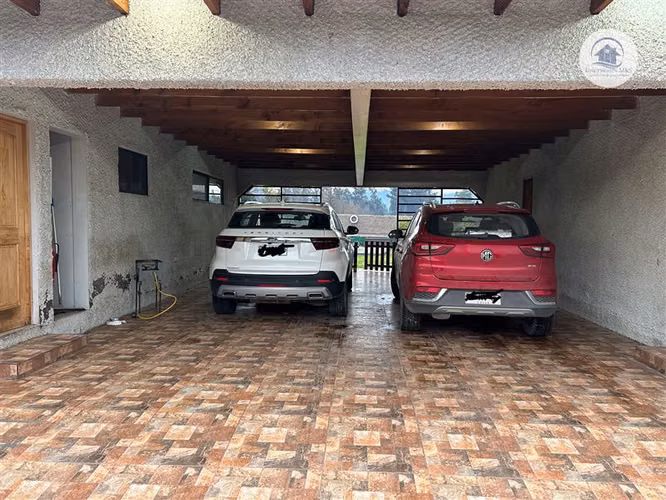 Casa parcela en Paine con gran terreno y acceso a Ruta 5