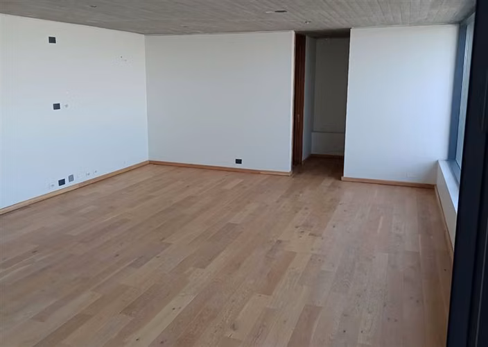 Casa en venta de 4 dorm. en Vitacura - Imagen 3