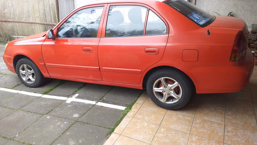 HYUNDAI ACCENT DIESEL 2005