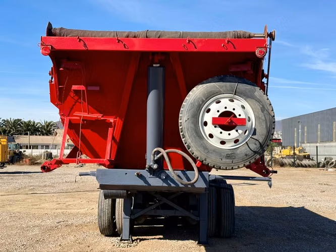 2013 Semiremolque Batea Tremac – 3 Ejes Corridos 20m3 – Con Autoencarpe Manual