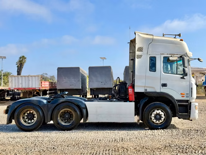 2019 Tractocamion JAC Lander 4252 – con Kit Hidráulico – Sólo 41.000 kms