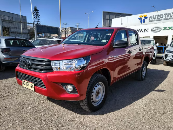 TOYOTA HILUX 2022