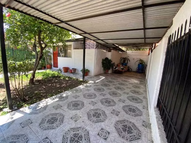 Venta amplia casa en Puente Alto  (173938)