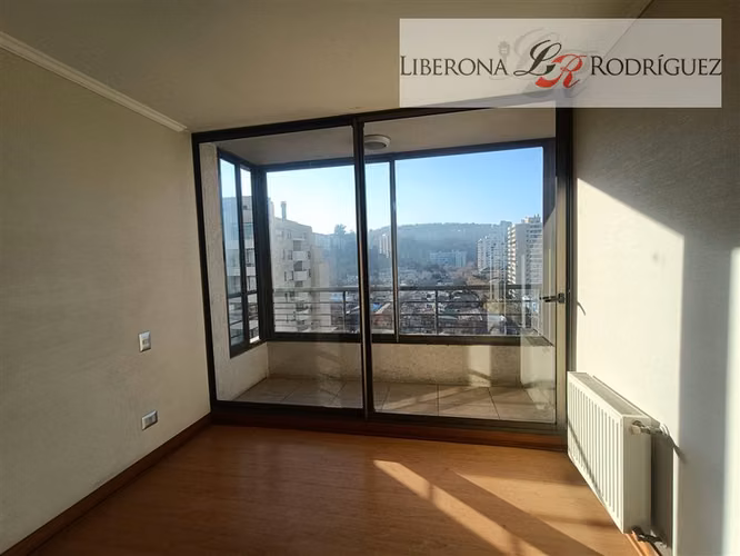 Departamento en arriendo en sector oriente de Viña del Mar