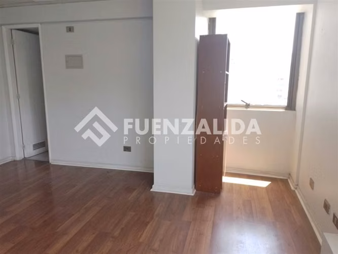 Oficina en arriendo 1 ambiente, 1 baño, Metro Manuel Montt - Imagen 9