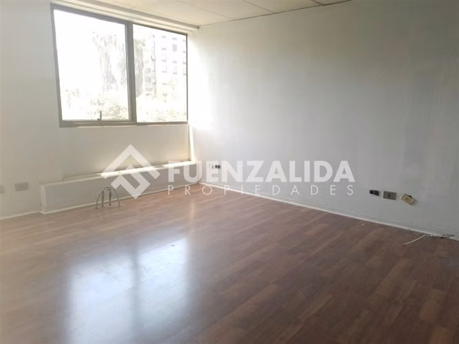 Oficina en arriendo 1 ambiente, 1 baño, Metro Manuel Montt - Imagen 6