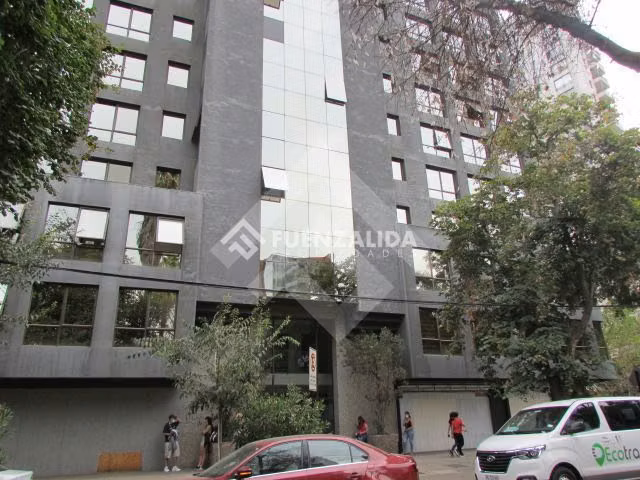 Oficina en arriendo 1 ambiente, 1 baño, Metro Manuel Montt - Imagen 3