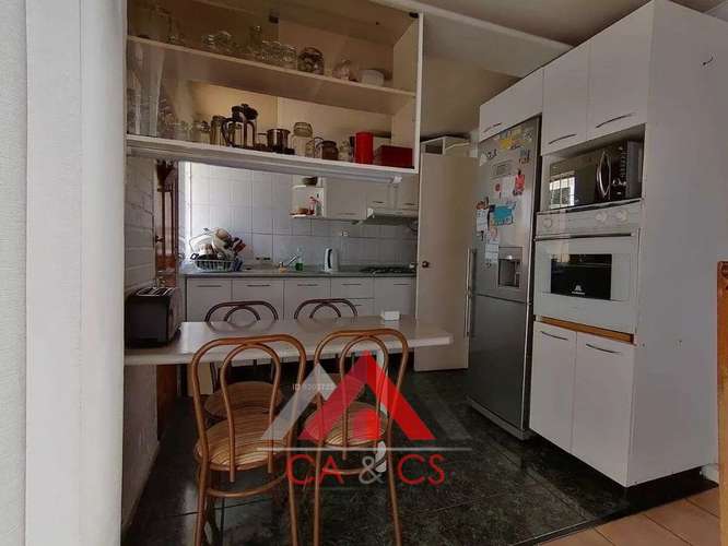 CASA A PASOS DEL CENTRO DE QUILPUE 4 DORMITORIOS 2 BAÑOS - Imagen 8