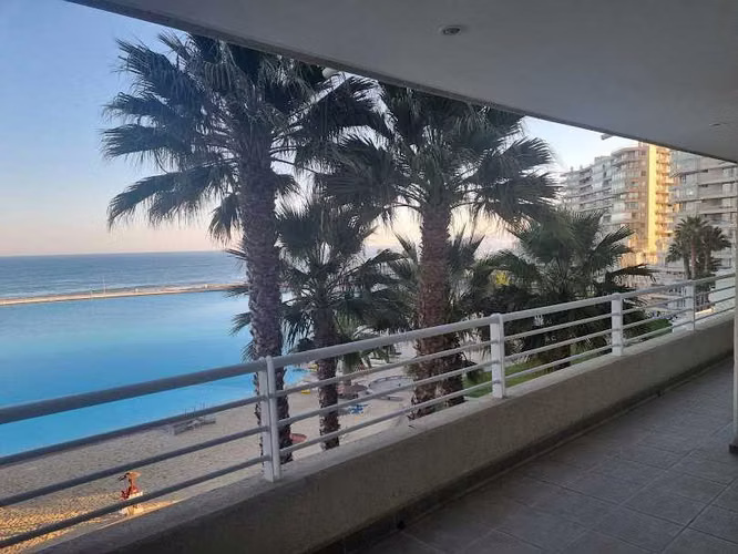 Vive en un "Resort" Frente a la Playa  (173989)