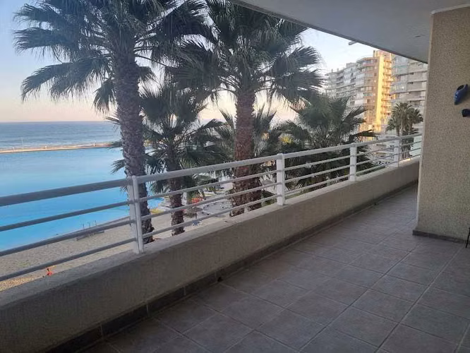 Vive en un "Resort" Frente a la Playa  (173989)