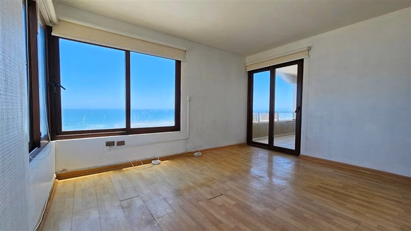 Departamento en venta de 3 dorm. en La Serena Av del Mar