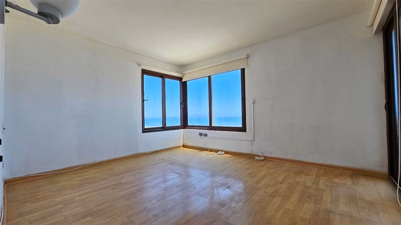 Departamento en venta de 3 dorm. en La Serena Av del Mar