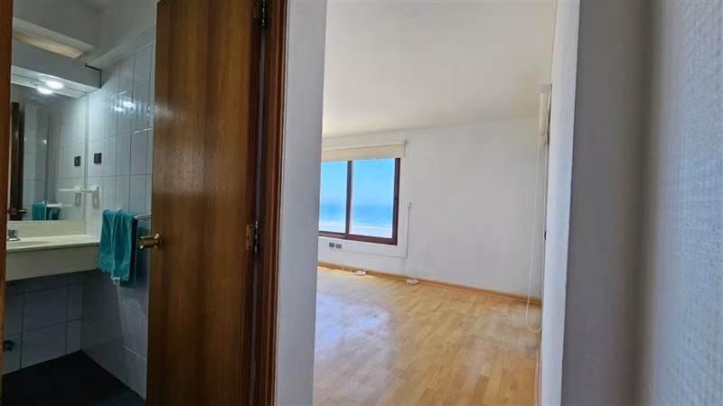 Departamento en venta de 3 dorm. en La Serena Av del Mar