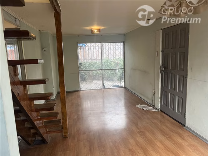 VENTA CASA 4 D/2B 76M2/187 M2 METRO MIRADOR LA FLORIDA