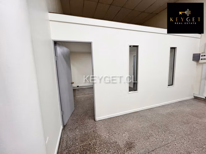 Local comercial grande para empresa de logistica y otros