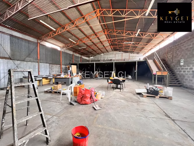 Local comercial grande para empresa de logistica y otros