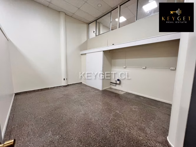 Local comercial grande para empresa de logistica y otros