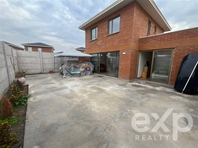 Casa en venta de 3D 3B Valle Araucarias/ Buín