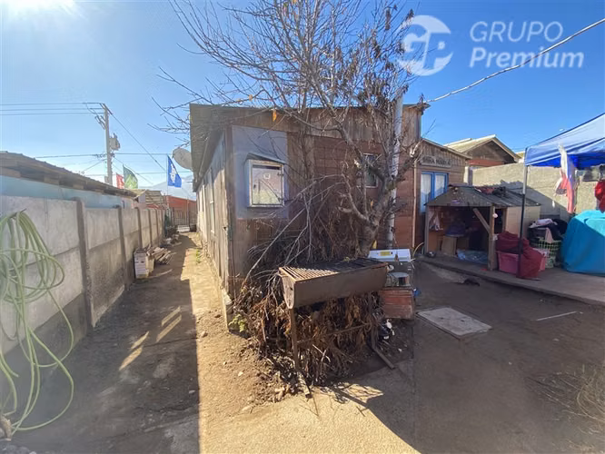 Casa en venta de 2 dorm. en La Higuera
