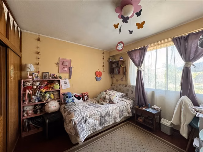 Venta de Casa en La Florida, 1000 m2, piscina próximo- Metro