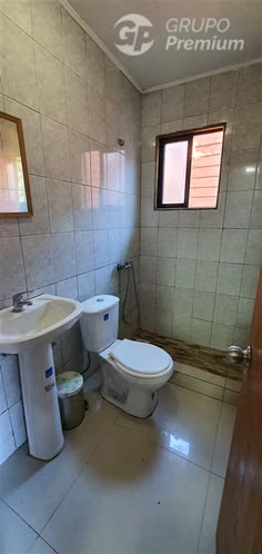 Oportunidad Única Inversión: 2 Locales Comerciales, 300 m2 T