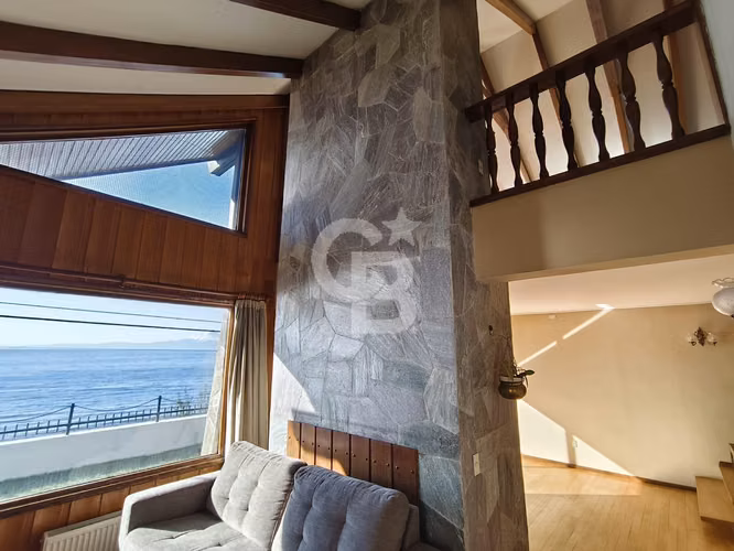 Arriendo de lujo en Puerto Varas - Comercial.