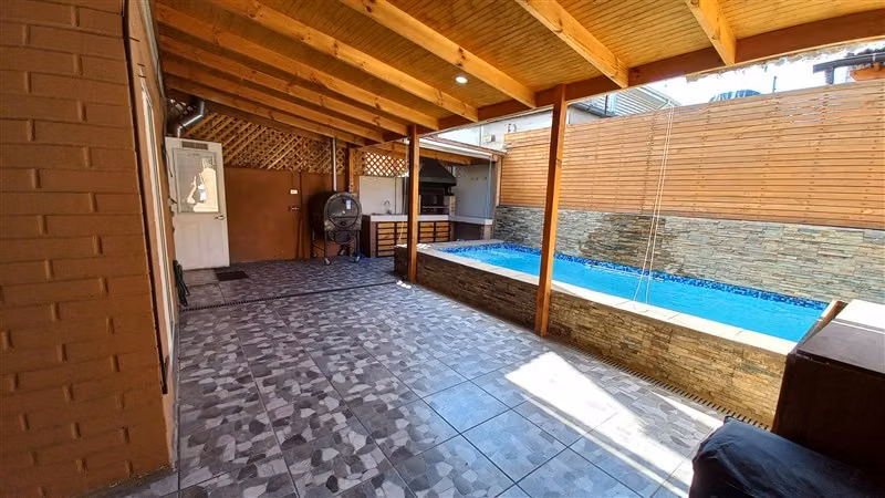 Casa en venta de 3d 3b, 2 estac. Ciudad del Sol, Puente Alto