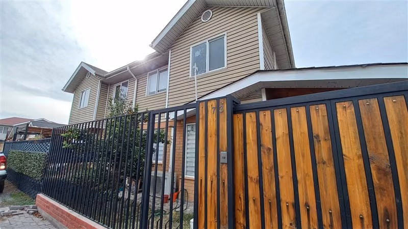 Casa en venta de 3d 3b, 2 estac. Ciudad del Sol, Puente Alto