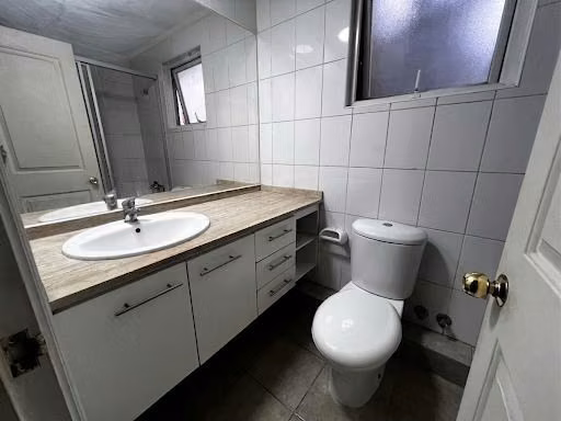 Casa en arriendo de 5 dorm. en Maipú