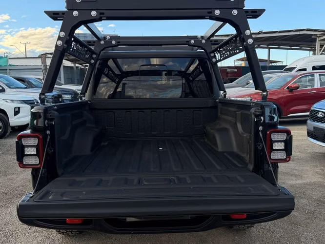 JEEP GLADIATOR 2024