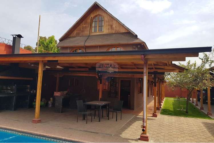 Se vende casa con piscina en conchalí - Imagen 14