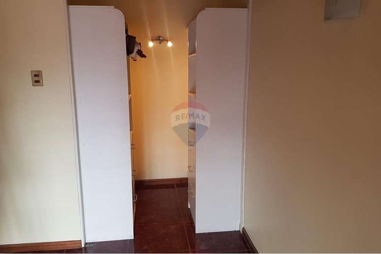 Se vende casa con piscina en conchalí - Imagen 25