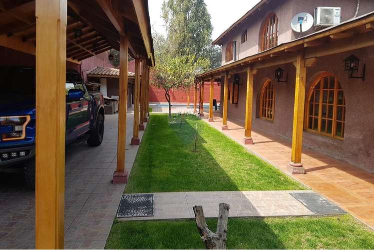 Se vende casa con piscina en conchalí - Imagen 11