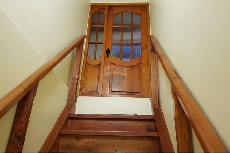 Se vende casa con piscina en conchalí - Imagen 24