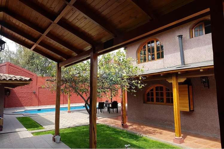 Se vende casa con piscina en conchalí - Imagen 9