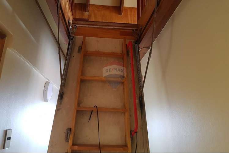 Se vende casa con piscina en conchalí - Imagen 31