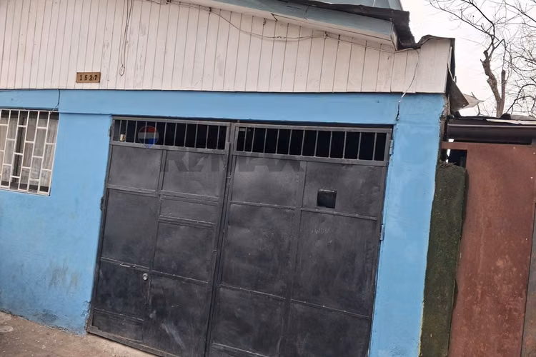 Se vende hermosa casa en cerro navia