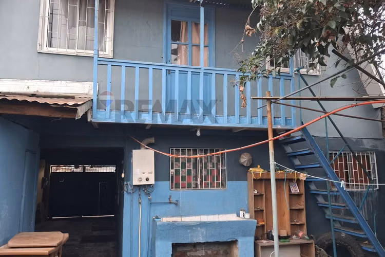 Se vende hermosa casa en cerro navia
