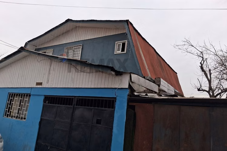 Se vende hermosa casa en cerro navia