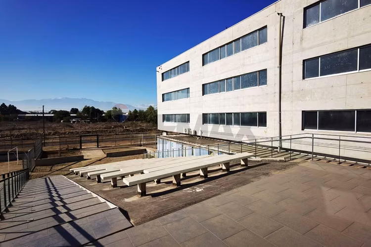 Edificio institucional/educacional en venta